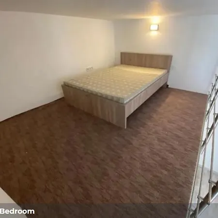 Cityscape Budget Damjanich 19 *